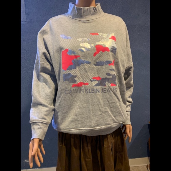 Calvin Klein Sweater - Picture 1 of 7